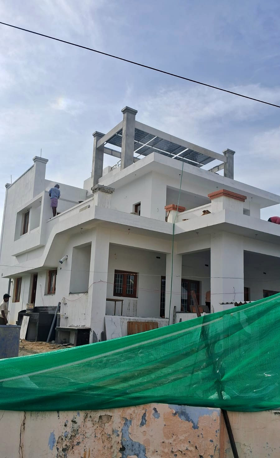 Residential villa rooftop solar